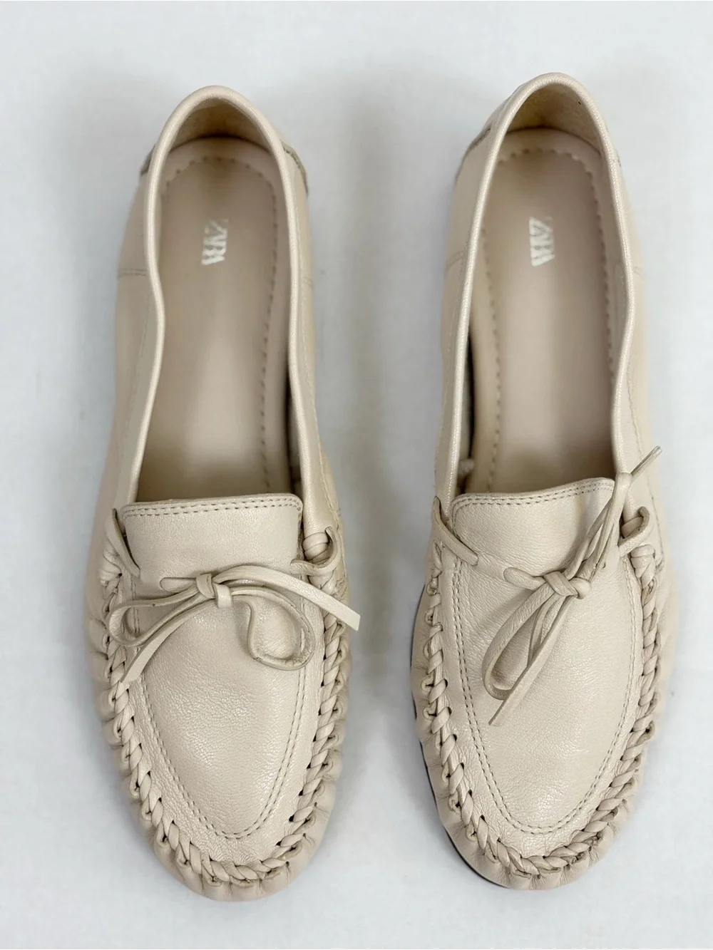 Zara Gathered Soft Leather Loafers in Off White Size 38